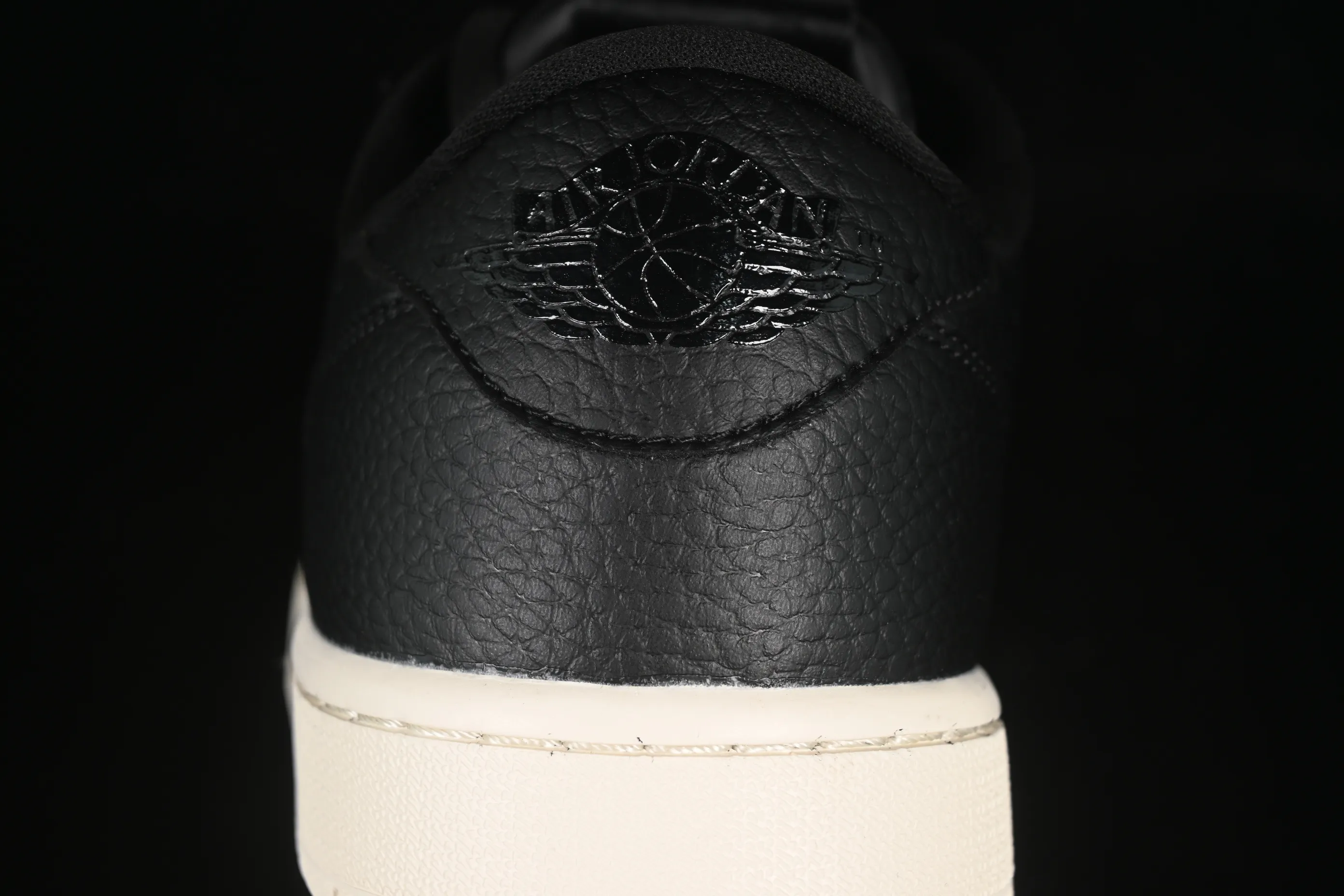 All categories Air Jordan Jordan series basketball shoes Air Jordan 1 Low Air Jordan 1 Low "Black Sail" AJ1 Joe 1 solid color low-top retro culture basketball shoes 848775-005